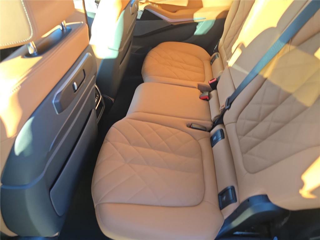 used 2025 BMW X7 car, priced at $77,988