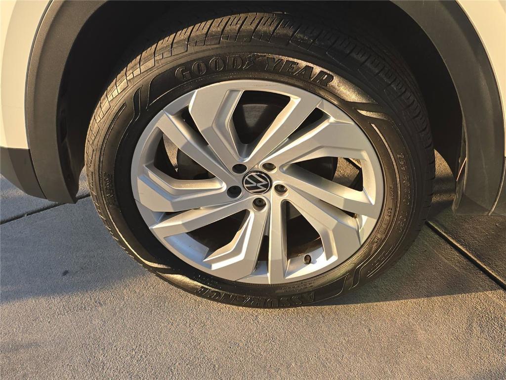 used 2021 Volkswagen Atlas car, priced at $26,647