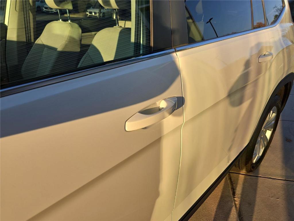 used 2021 Volkswagen Atlas car, priced at $26,647