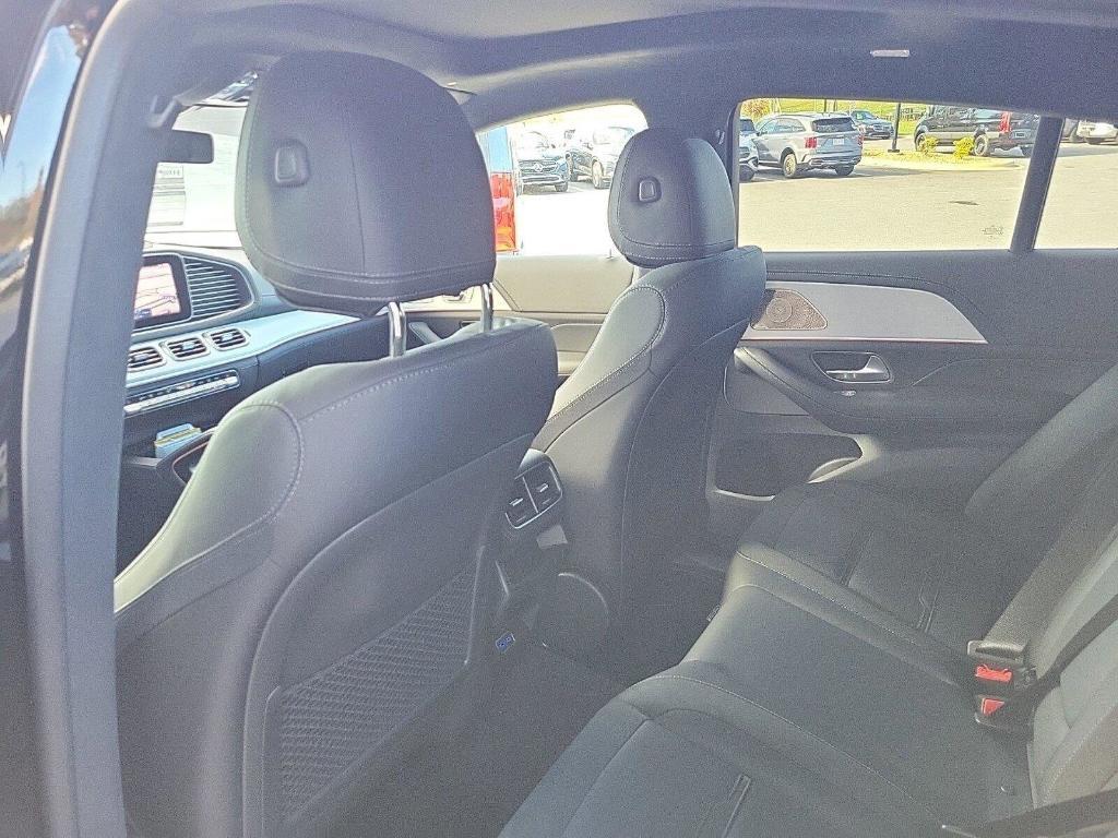 new 2025 Mercedes-Benz AMG GLE 63 car