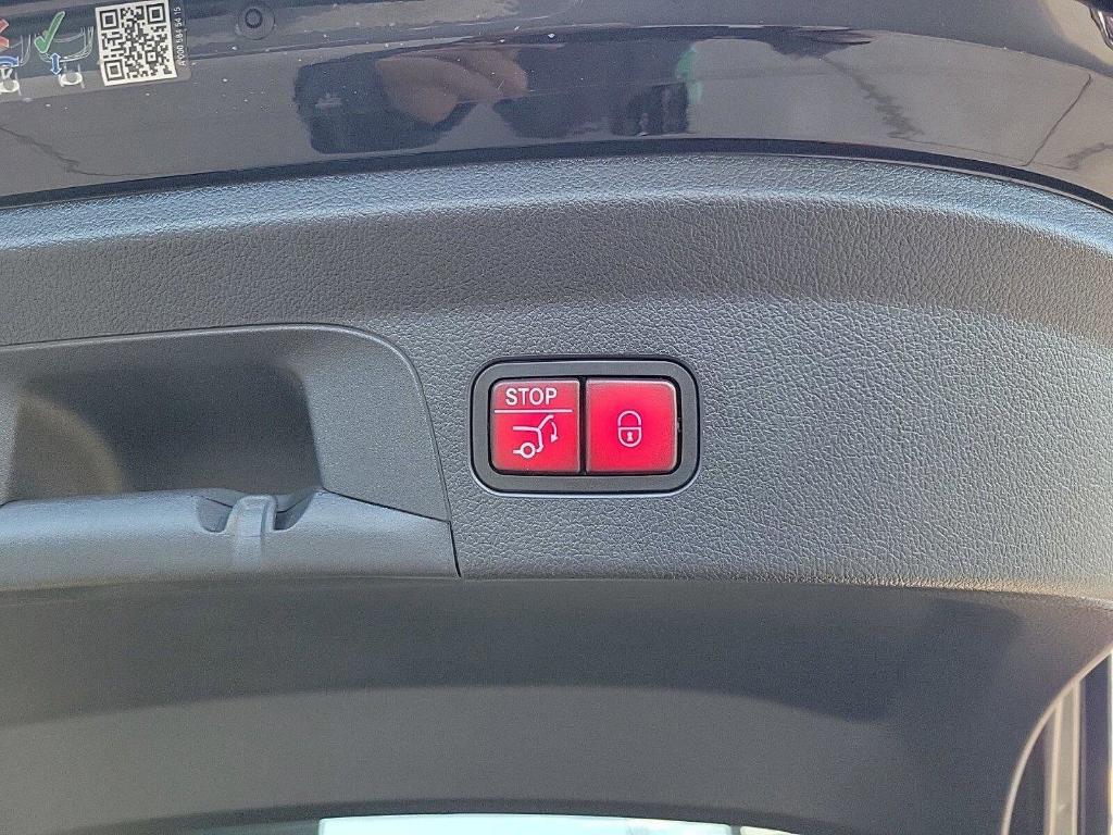 new 2025 Mercedes-Benz AMG GLE 63 car