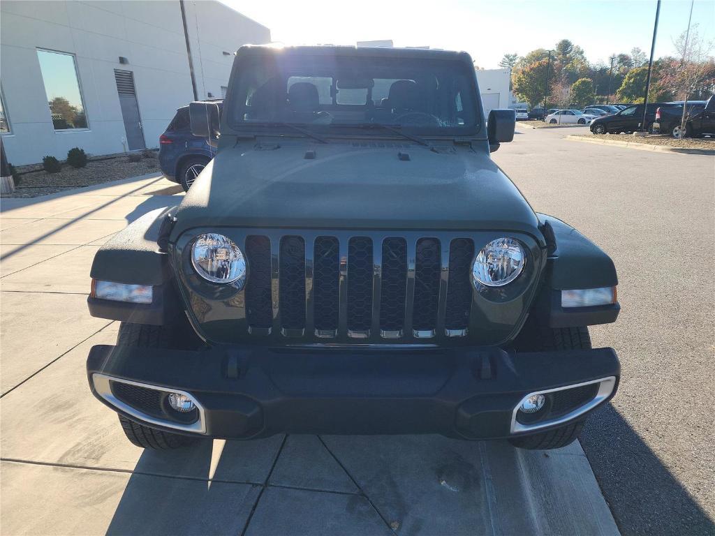 used 2022 Jeep Gladiator car, priced at $26,998
