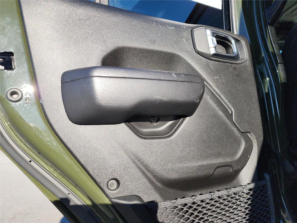 used 2022 Jeep Gladiator car, priced at $26,998