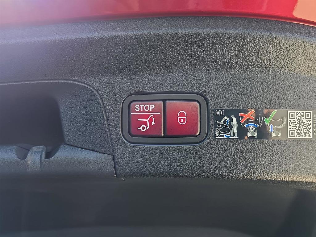 new 2025 Mercedes-Benz AMG GLE 63 car, priced at $143,560