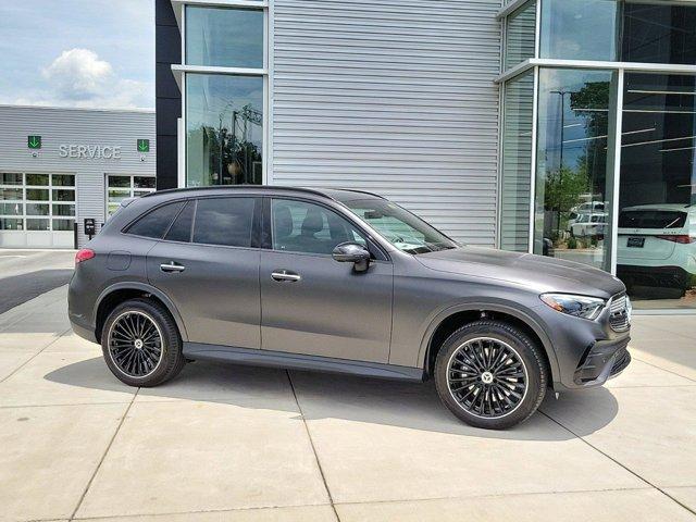 new 2024 Mercedes-Benz GLC 300 car, priced at $67,135