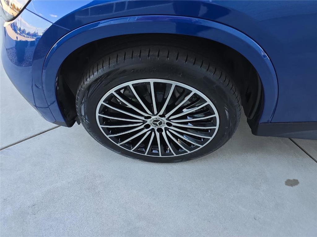 new 2026 Mercedes-Benz GLC 300 car, priced at $60,440