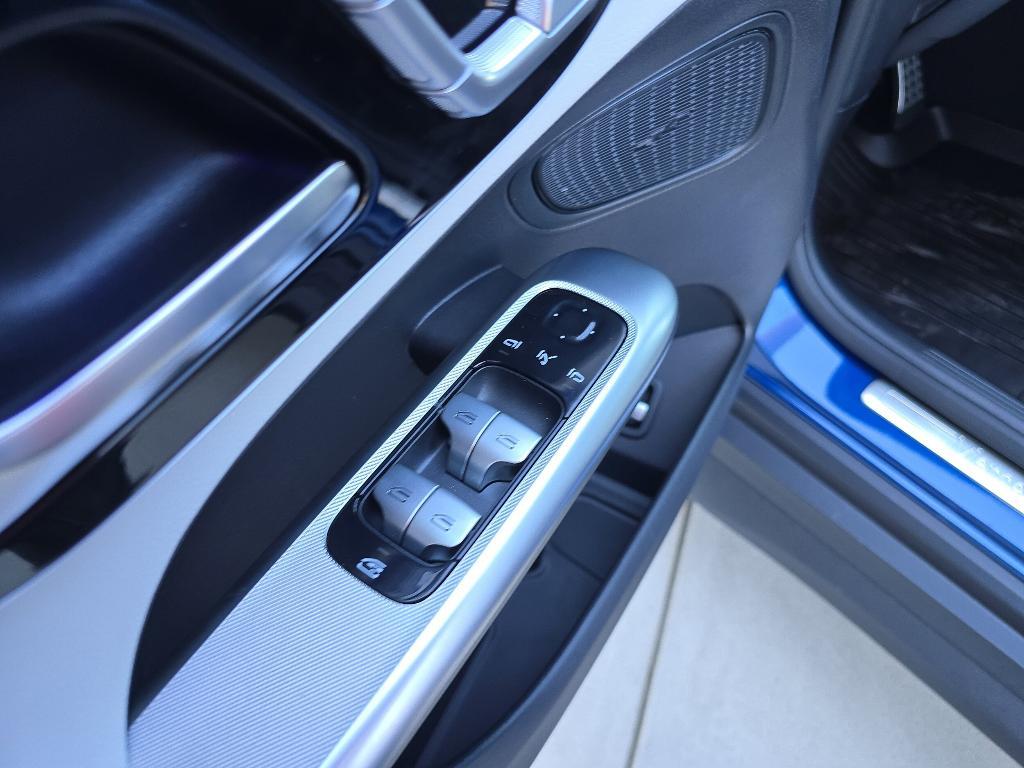 new 2026 Mercedes-Benz GLC 300 car, priced at $60,440