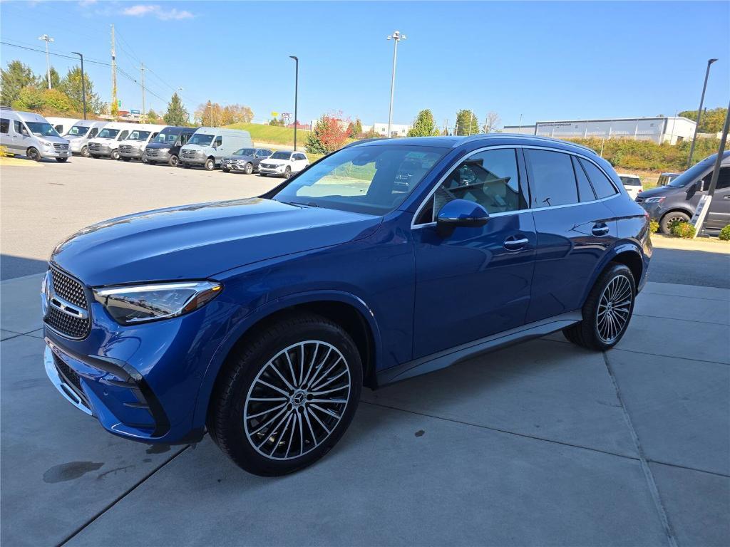 new 2026 Mercedes-Benz GLC 300 car, priced at $60,440
