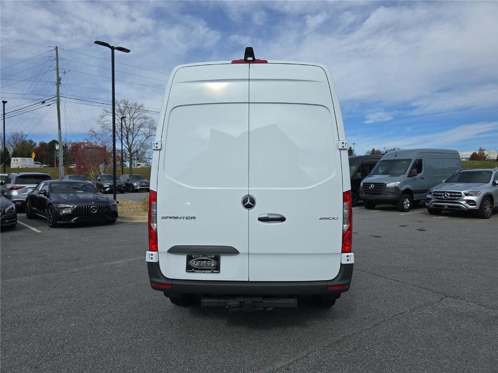 new 2025 Mercedes-Benz Sprinter 2500 car