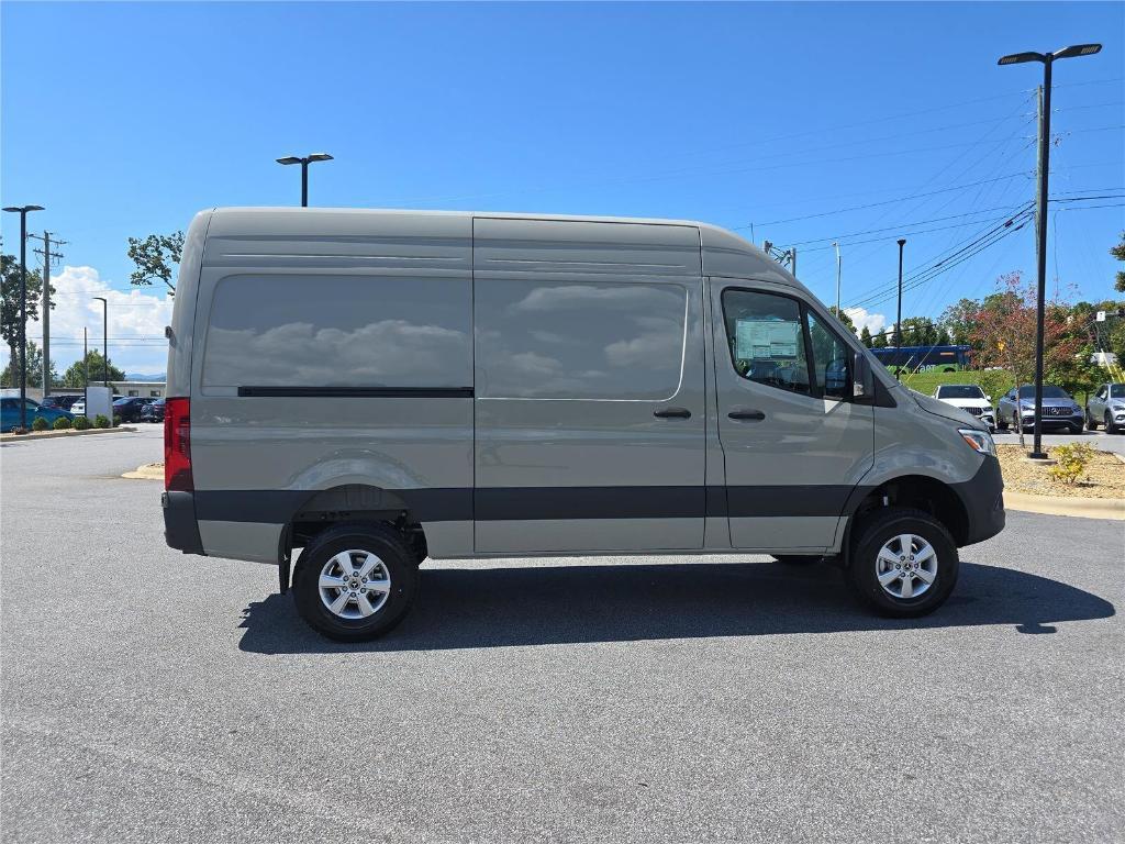 new 2025 Mercedes-Benz Sprinter 2500 car, priced at $79,686