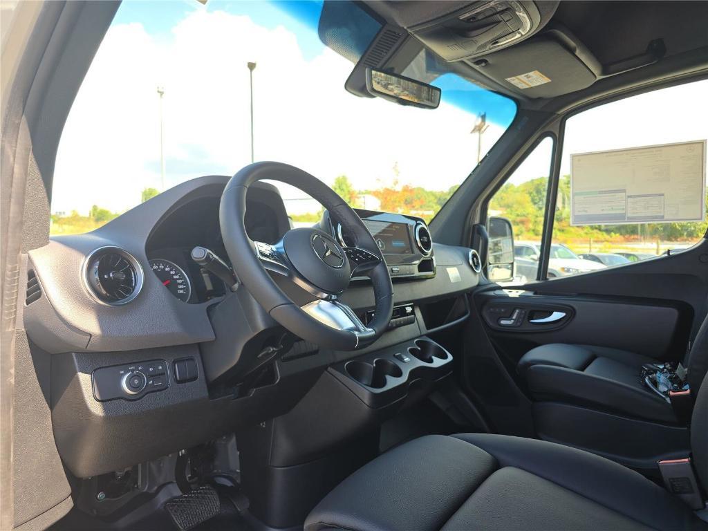 new 2025 Mercedes-Benz Sprinter 2500 car, priced at $79,686