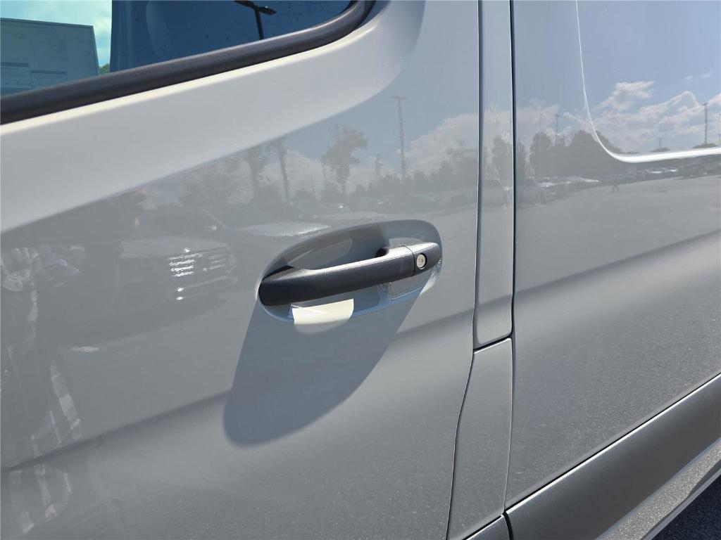 new 2025 Mercedes-Benz Sprinter 2500 car, priced at $79,686