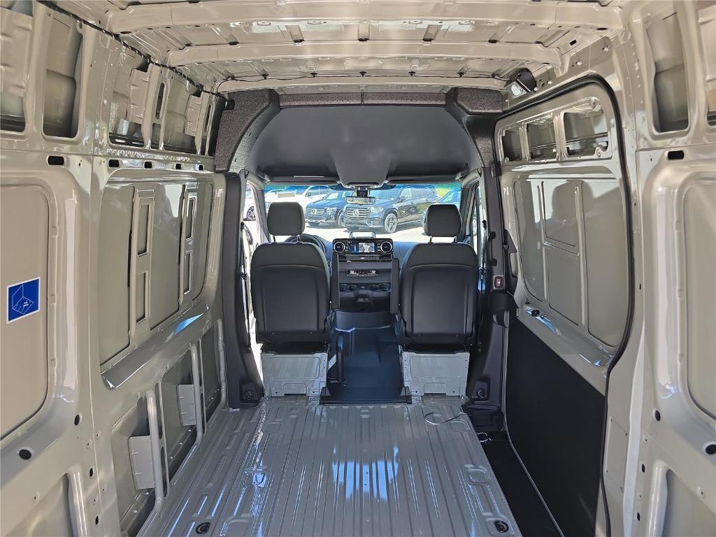 new 2025 Mercedes-Benz Sprinter 2500 car, priced at $79,686