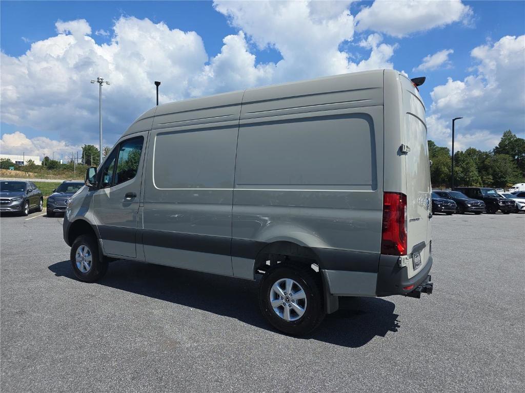 new 2025 Mercedes-Benz Sprinter 2500 car, priced at $79,686