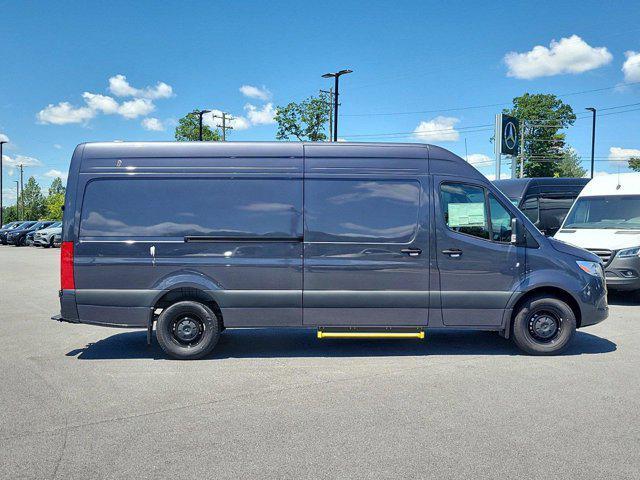 new 2024 Mercedes-Benz Sprinter 2500 car, priced at $70,931