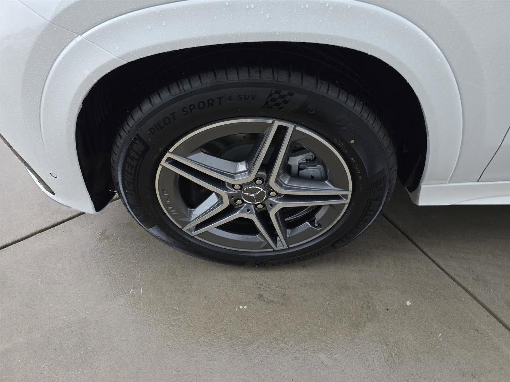 new 2025 Mercedes-Benz AMG GLE 53 car, priced at $96,255