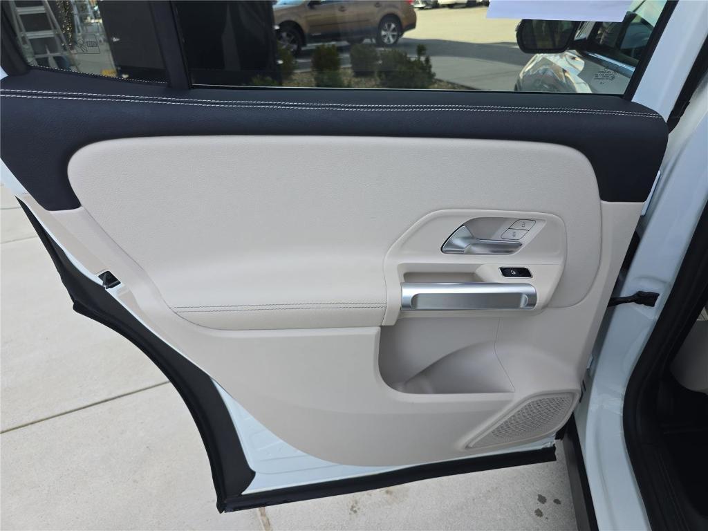 used 2022 Mercedes-Benz GLB 250 car, priced at $29,582