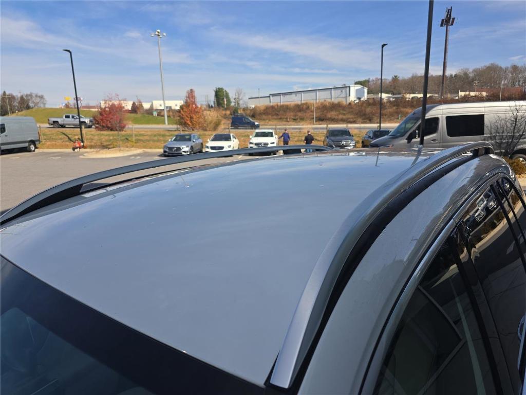 used 2022 Mercedes-Benz GLB 250 car, priced at $29,582