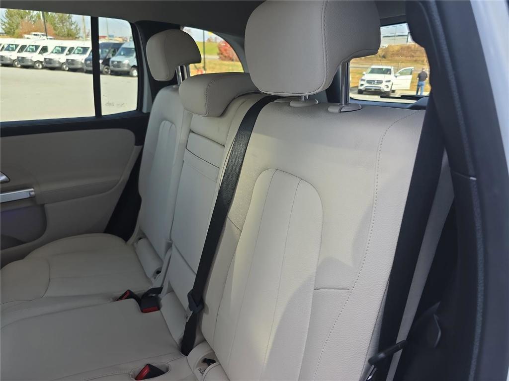 used 2022 Mercedes-Benz GLB 250 car, priced at $29,582