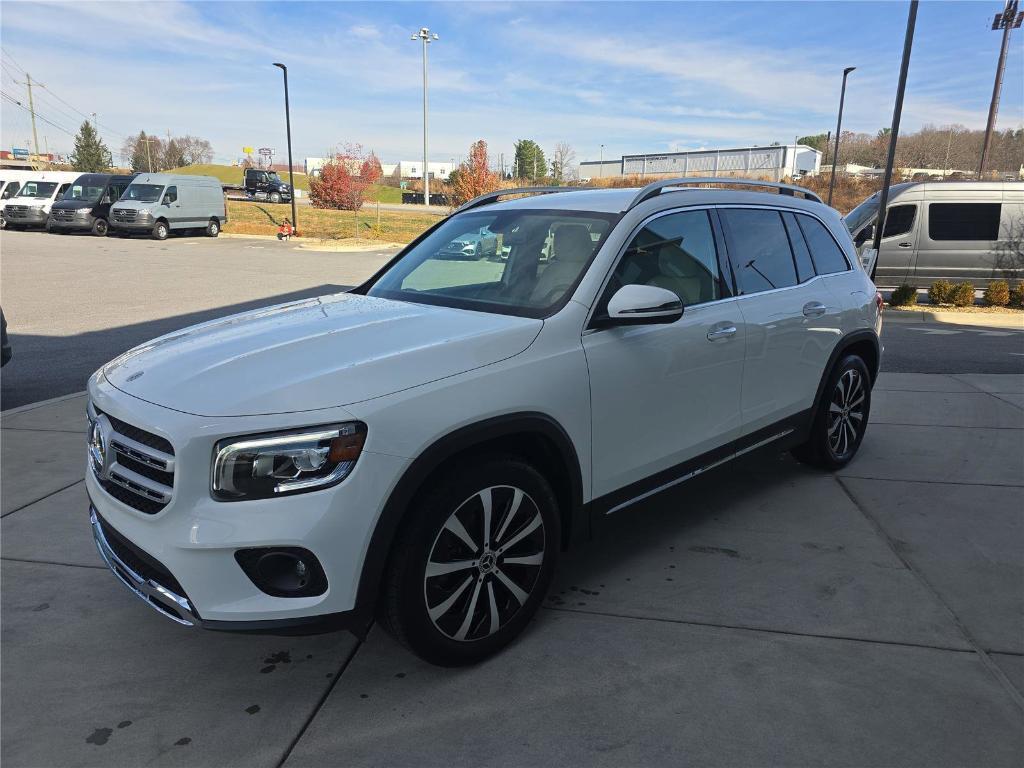 used 2022 Mercedes-Benz GLB 250 car, priced at $29,582