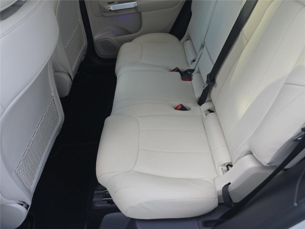 used 2022 Mercedes-Benz GLB 250 car, priced at $29,582