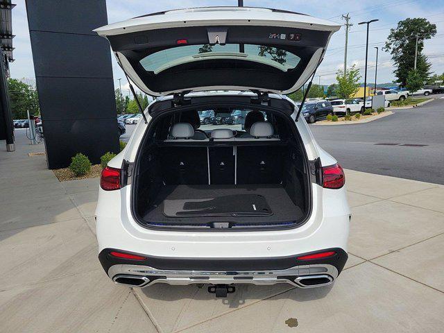 new 2024 Mercedes-Benz GLC 300 car, priced at $63,880