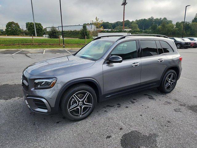 new 2025 Mercedes-Benz GLB 250 car, priced at $56,920