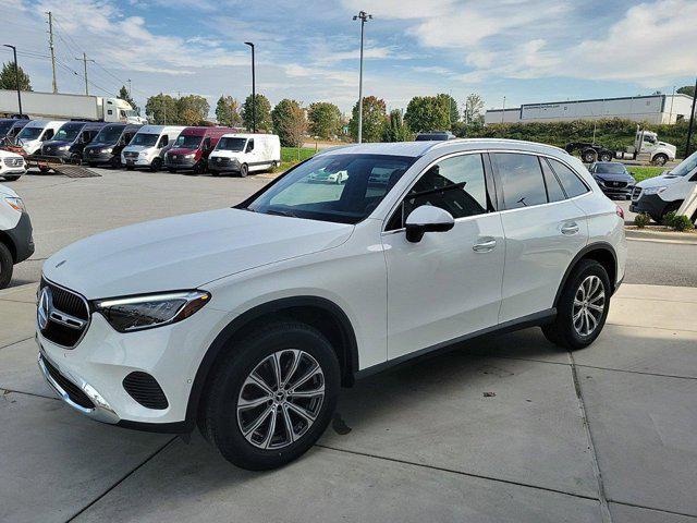 new 2024 Mercedes-Benz GLC 300 car, priced at $50,985