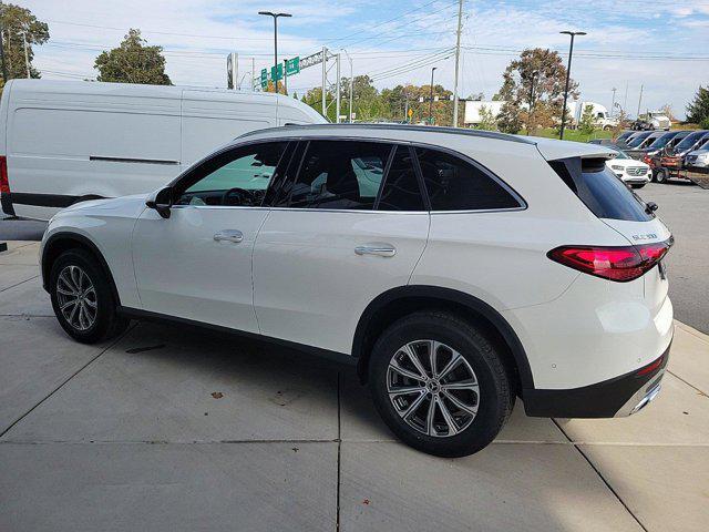 new 2024 Mercedes-Benz GLC 300 car, priced at $50,985