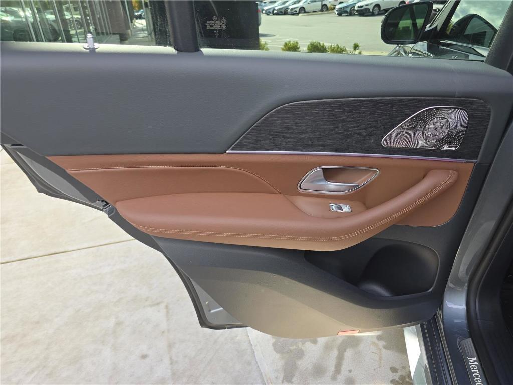 new 2026 Mercedes-Benz GLE 450 car