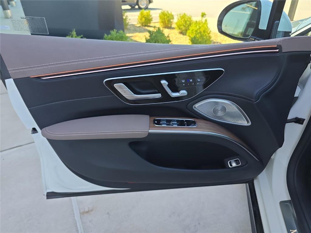 used 2023 Mercedes-Benz EQS 580 car, priced at $58,488