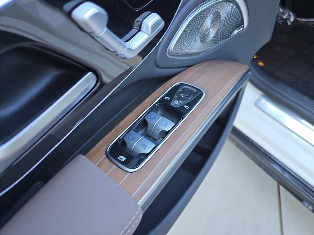 used 2023 Mercedes-Benz EQS 580 car, priced at $58,488