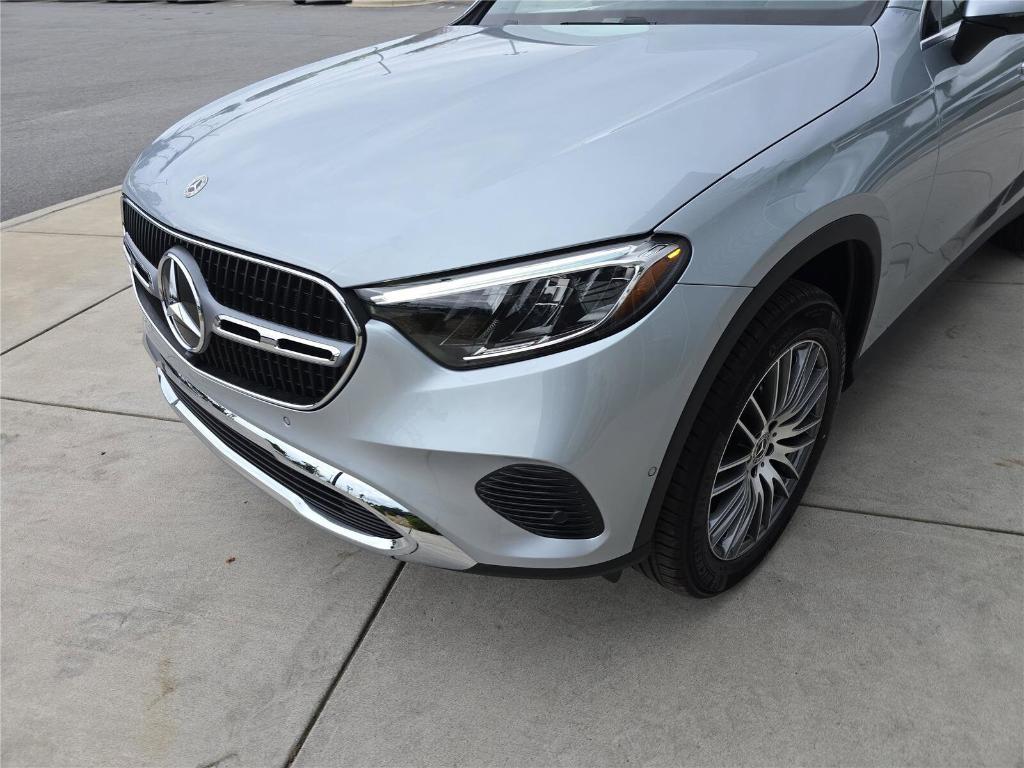 new 2026 Mercedes-Benz GLC 300 car, priced at $54,640