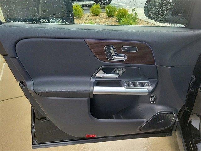 used 2025 Mercedes-Benz GLA 250 car, priced at $48,990