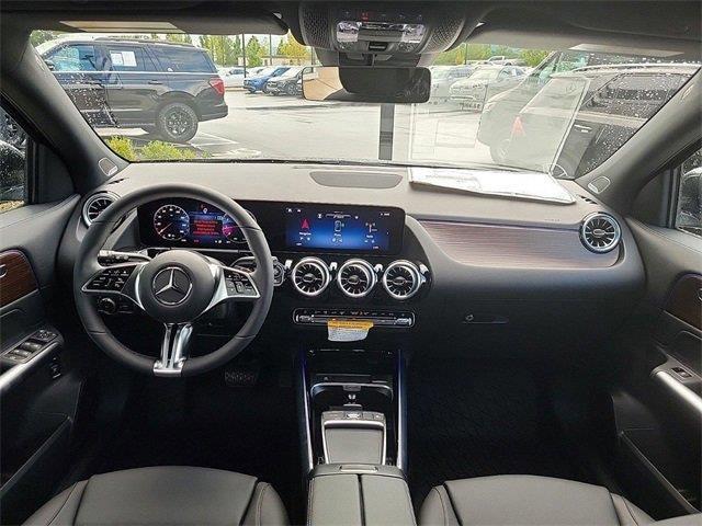 used 2025 Mercedes-Benz GLA 250 car, priced at $48,990