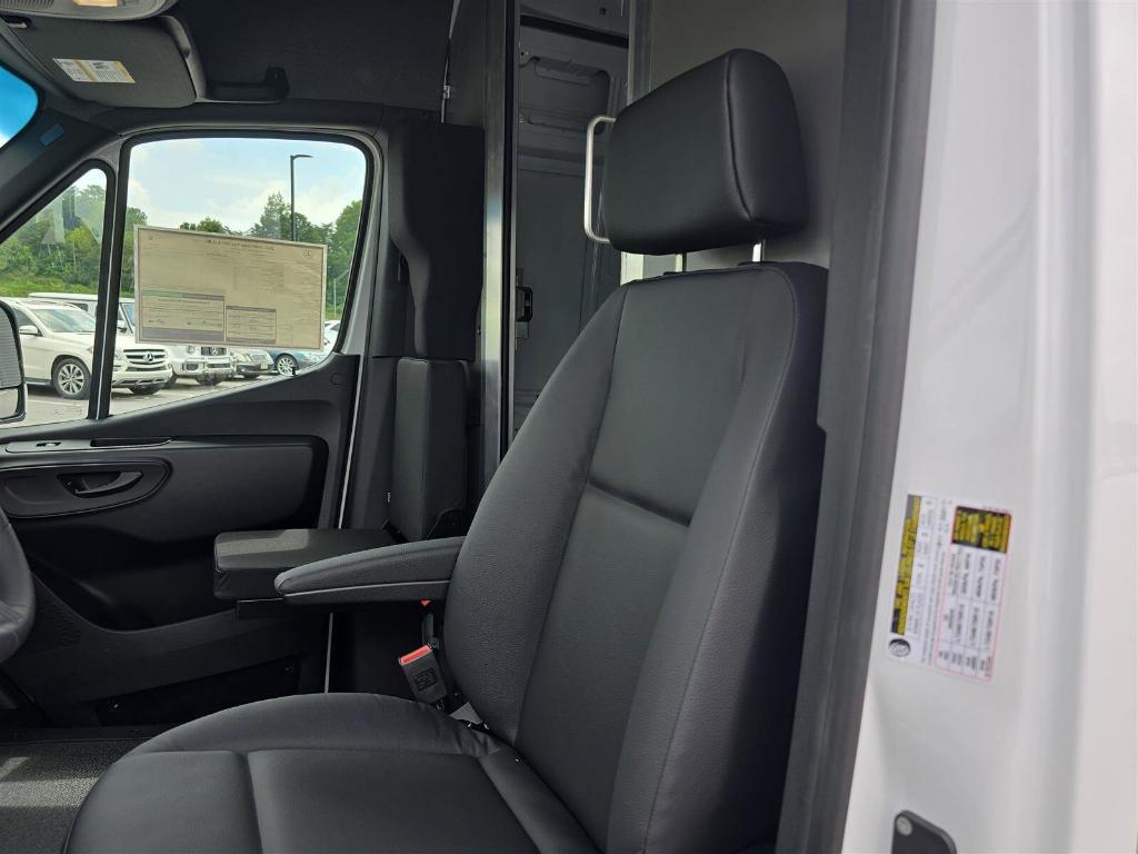 new 2025 Mercedes-Benz Sprinter 2500 car, priced at $71,502