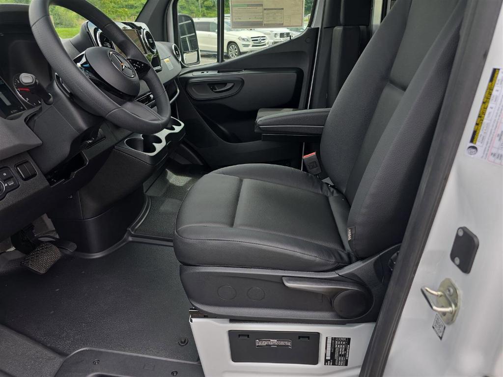 new 2025 Mercedes-Benz Sprinter 2500 car, priced at $71,502