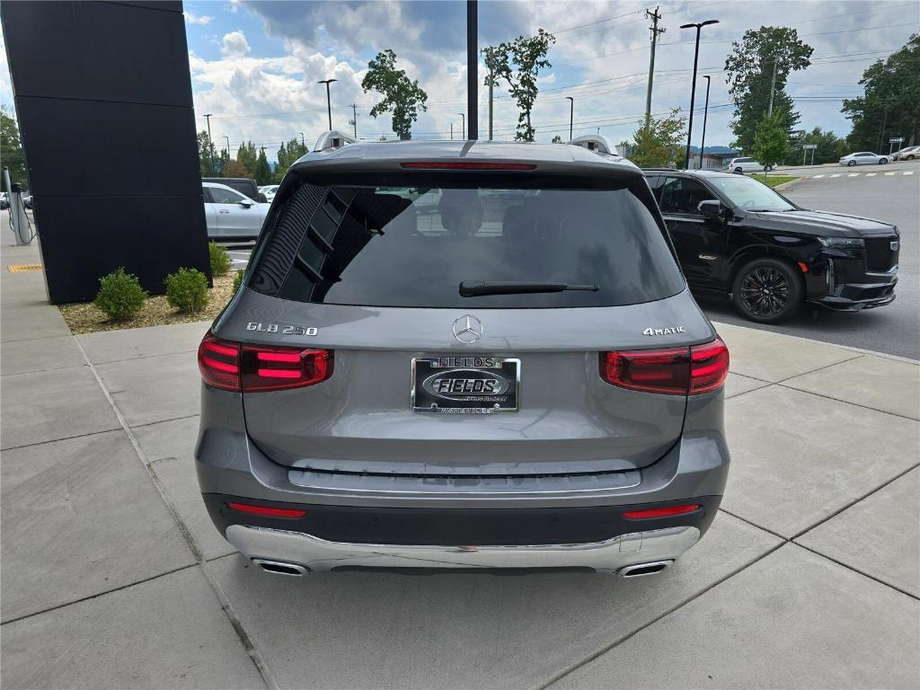 new 2026 Mercedes-Benz GLB 250 car, priced at $52,565