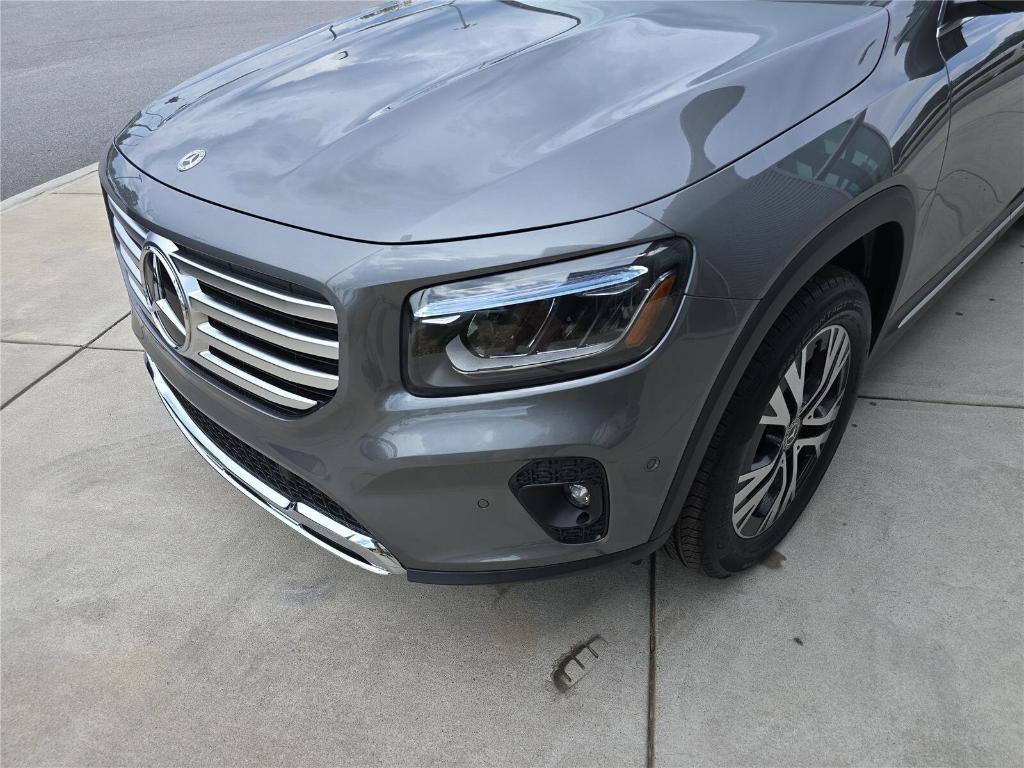 new 2026 Mercedes-Benz GLB 250 car, priced at $52,565