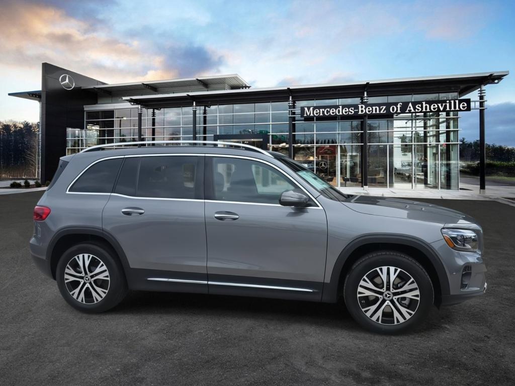 new 2026 Mercedes-Benz GLB 250 car, priced at $52,565