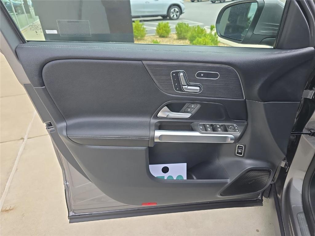 new 2026 Mercedes-Benz GLB 250 car, priced at $52,565