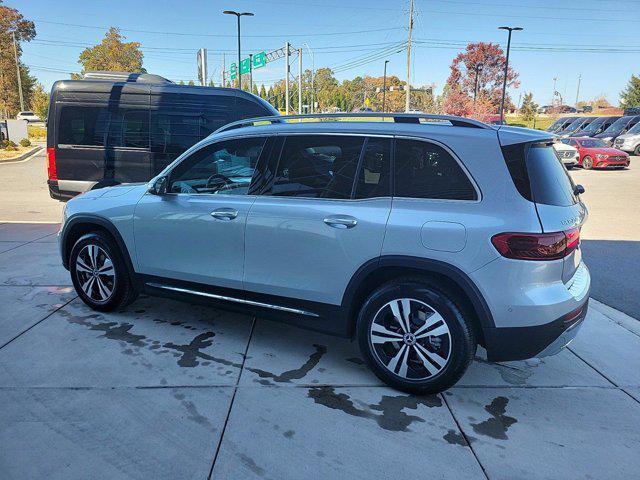 new 2025 Mercedes-Benz GLB 250 car, priced at $54,625