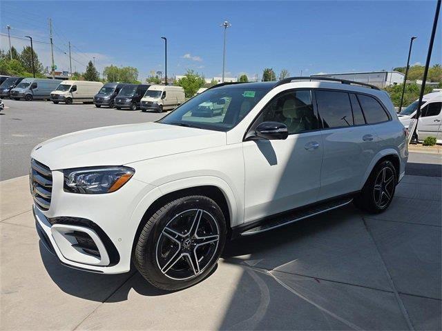 used 2025 Mercedes-Benz GLS 450 car, priced at $91,990