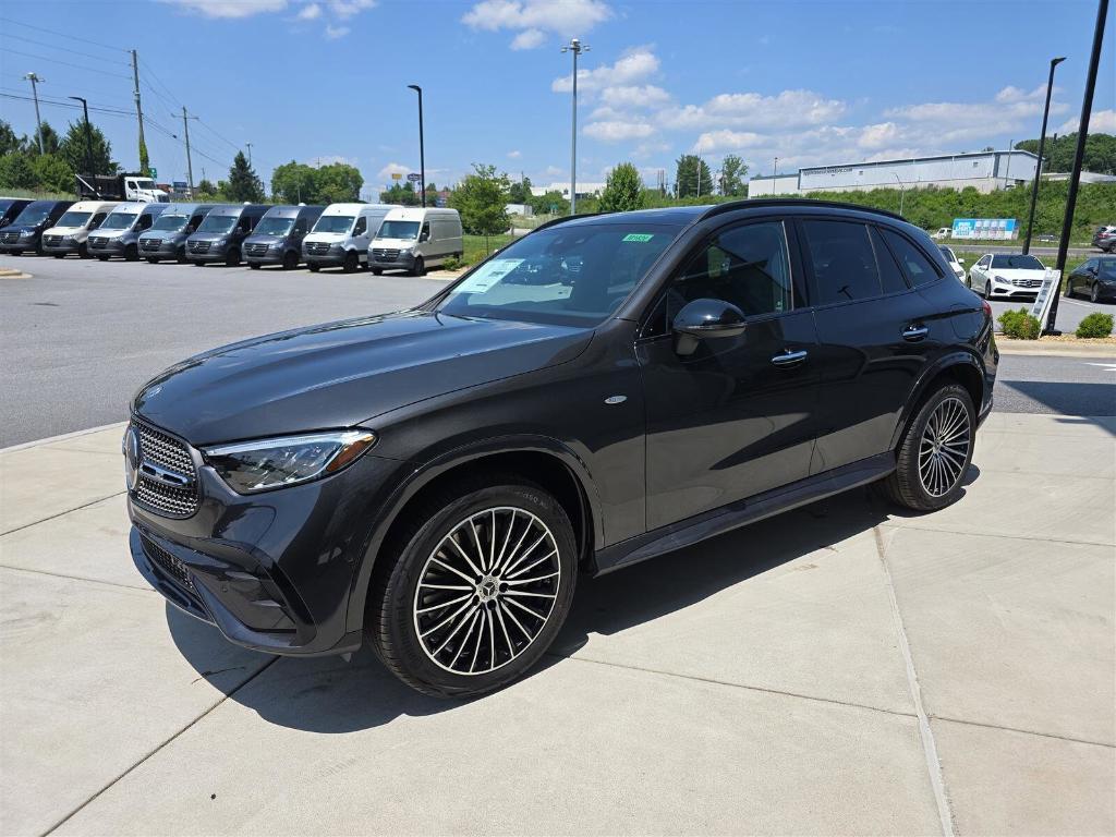 new 2025 Mercedes-Benz GLC 350e car, priced at $70,200