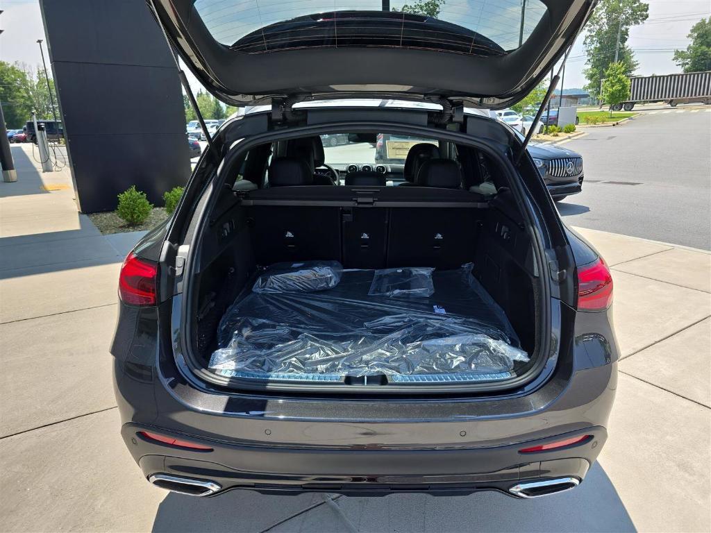 new 2025 Mercedes-Benz GLC 350e car, priced at $70,200