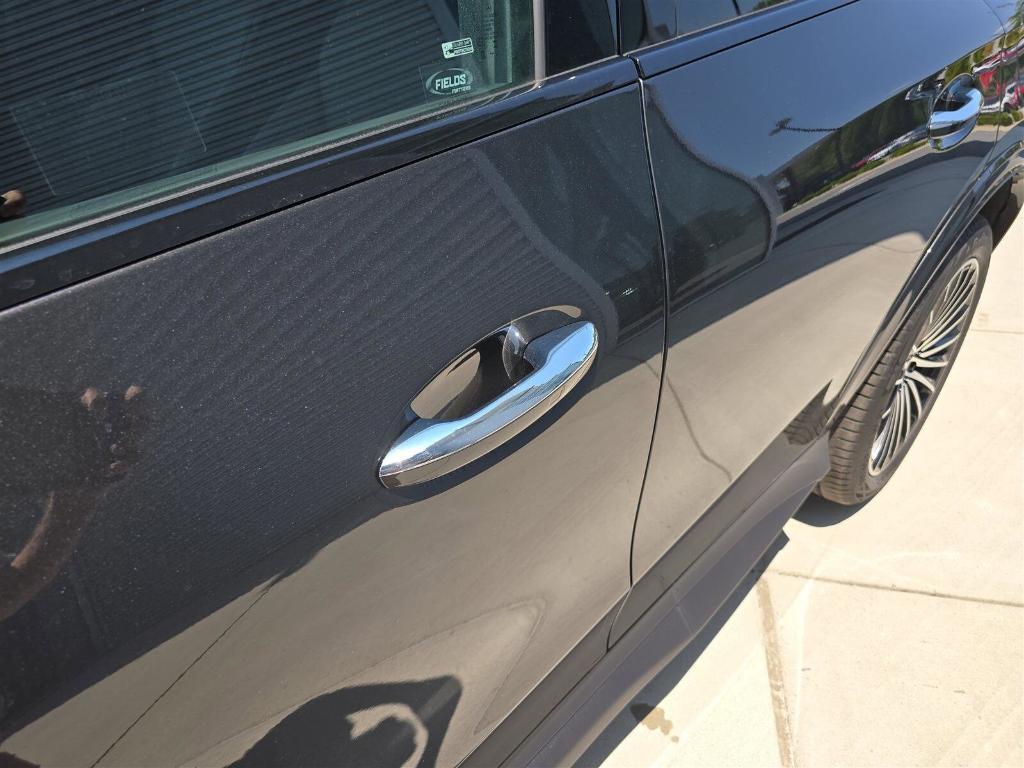 new 2025 Mercedes-Benz GLC 350e car, priced at $70,200