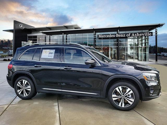 new 2024 Mercedes-Benz GLB 250 car, priced at $51,740