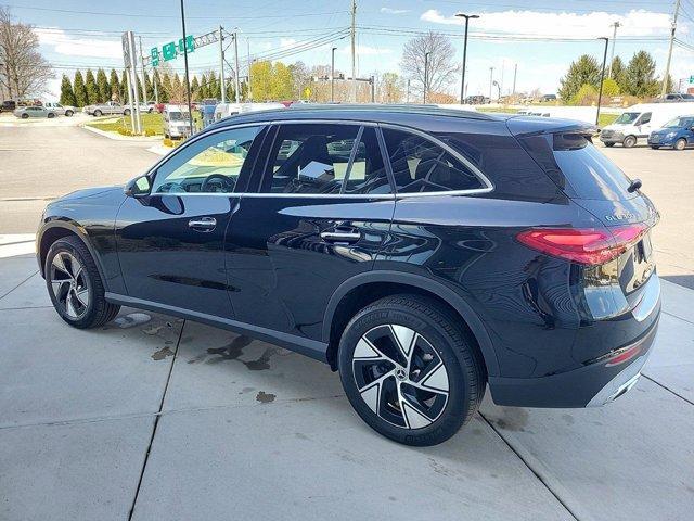 new 2024 Mercedes-Benz GLC 300 car, priced at $53,615