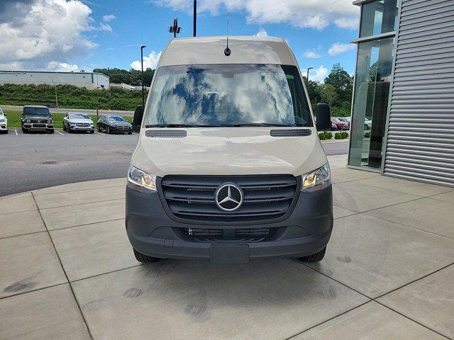 new 2024 Mercedes-Benz Sprinter 2500 car, priced at $69,081