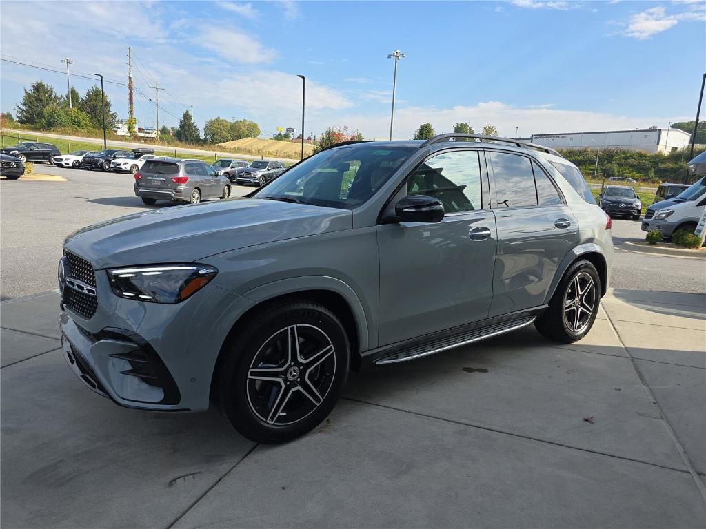 new 2026 Mercedes-Benz GLE 450 car, priced at $89,510